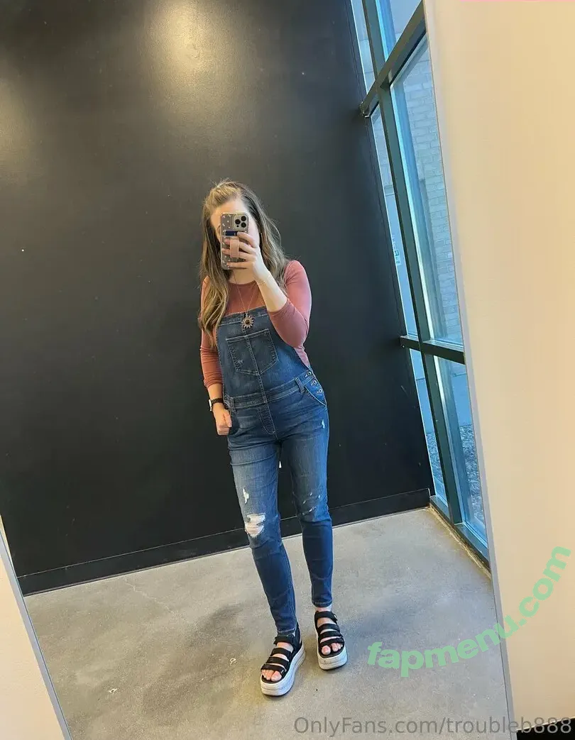 troubleb888 nude photo #0004 (trouble_pnw)