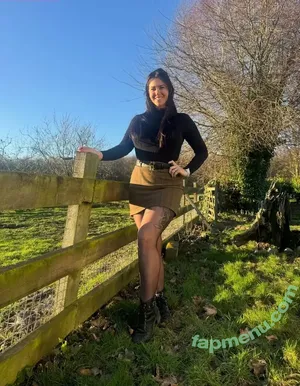 Truckergirl850 / truckergirl850_shan nude photo #0025