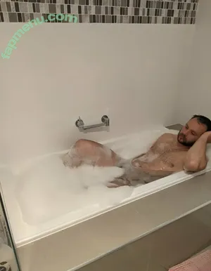 truebenmatthews / truebennett3 nude photo #0005