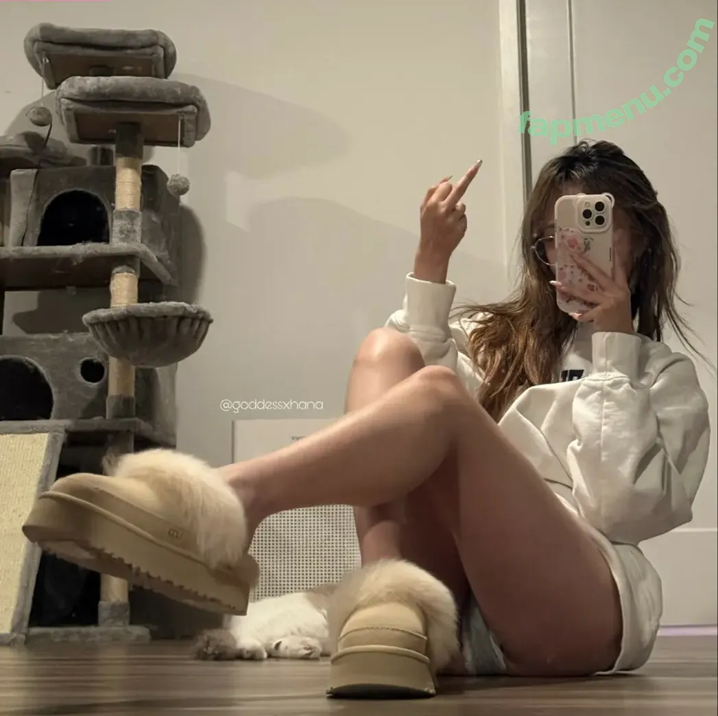 truongjens nude photo #0057 (truongjenn)