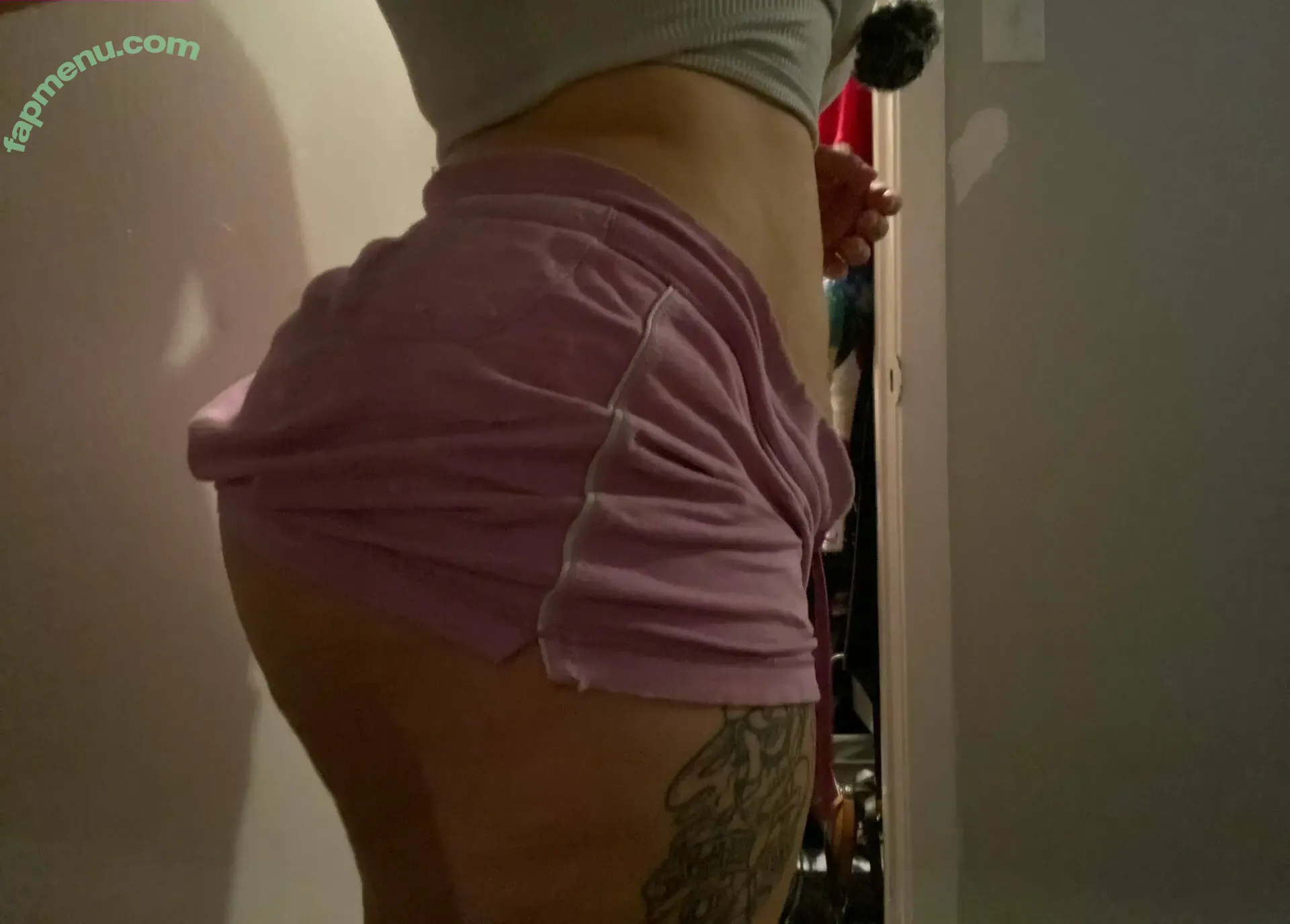 tryingmybetht nude photo #0051 (tryingmybetht)