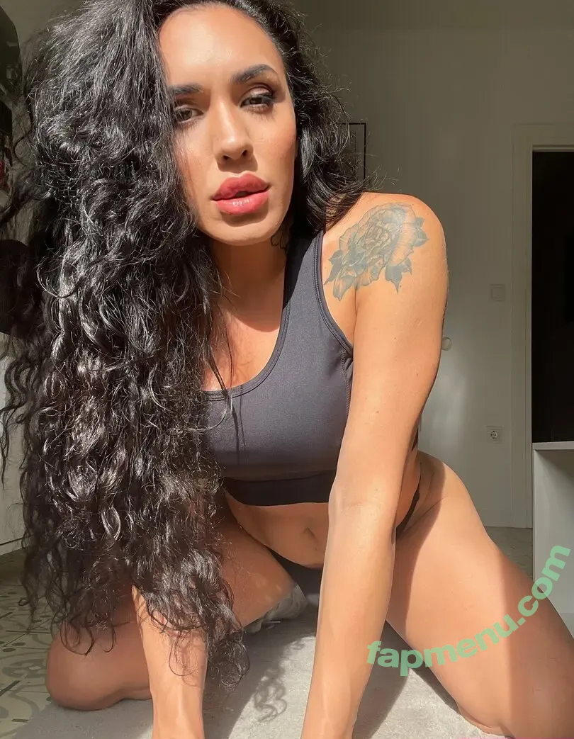Ts.antonella nude photo #0169 (soyantonellag / ts_antonella)