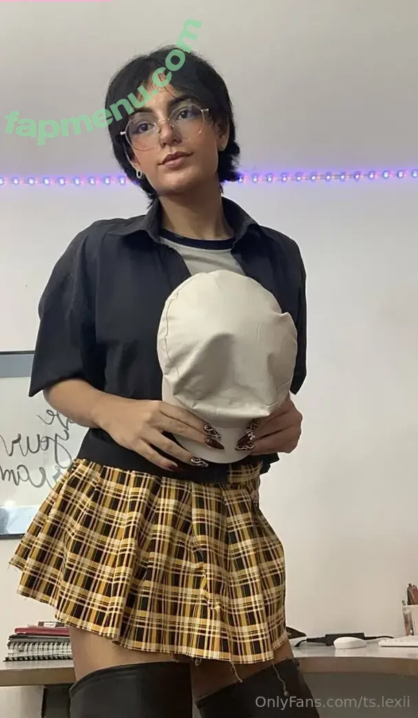 ts.lexii nude photo #0013 (ts.lexii)