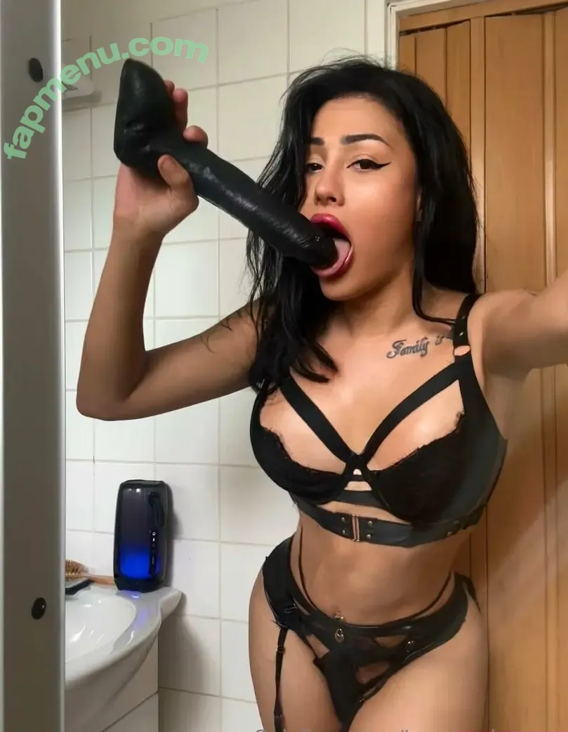 ts.puccahontas nude photo #0008 (pucca_foxx_)