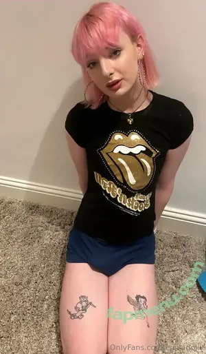  nude photo #0004