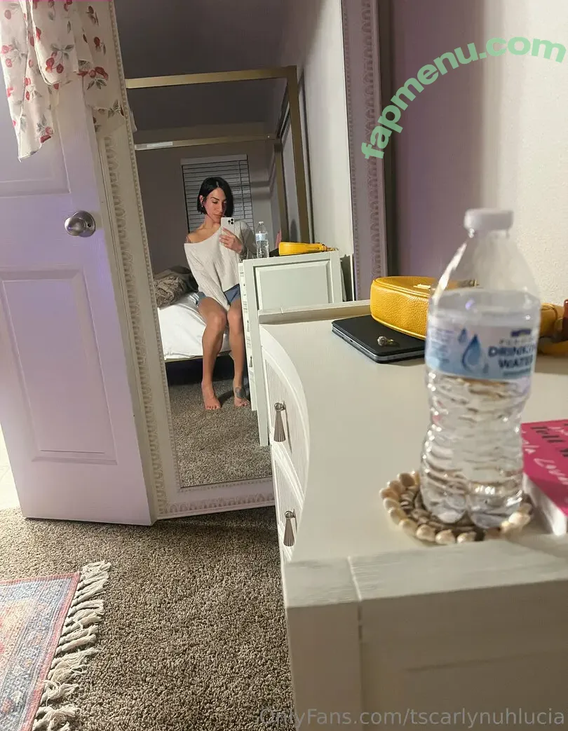 tscarlynuhlucia nude photo #0012 (tscarlynuhlucia)