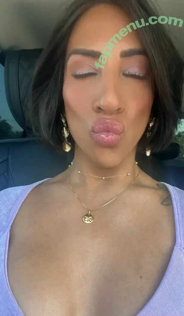 tscarlynuhlucia nude photo #0016 (tscarlynuhlucia)