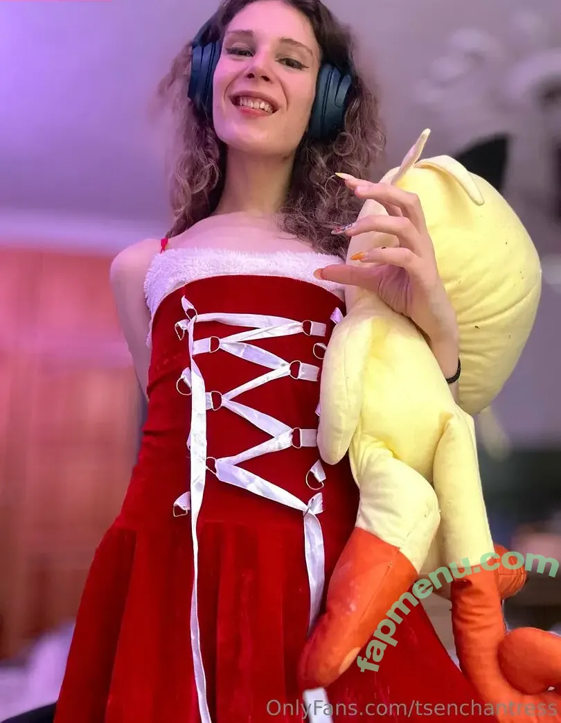 tsenchantress nude photo #0002 (tsenchantress)
