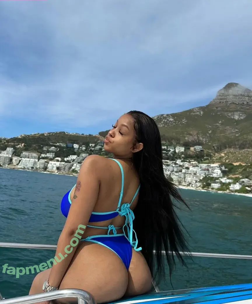 Tsholo Teebaby nude photo #0010 (Tee baby / tee_baby_official_)