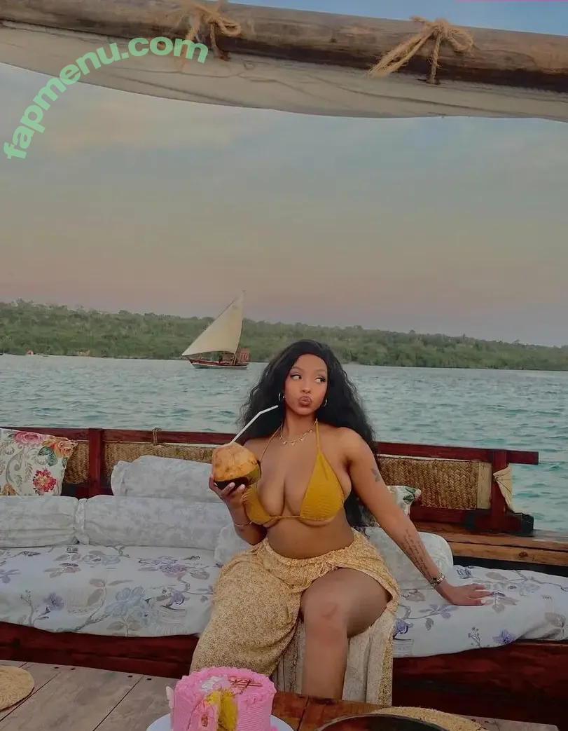 Tsholo Teebaby nude photo #0018 (Tee baby / tee_baby_official_)