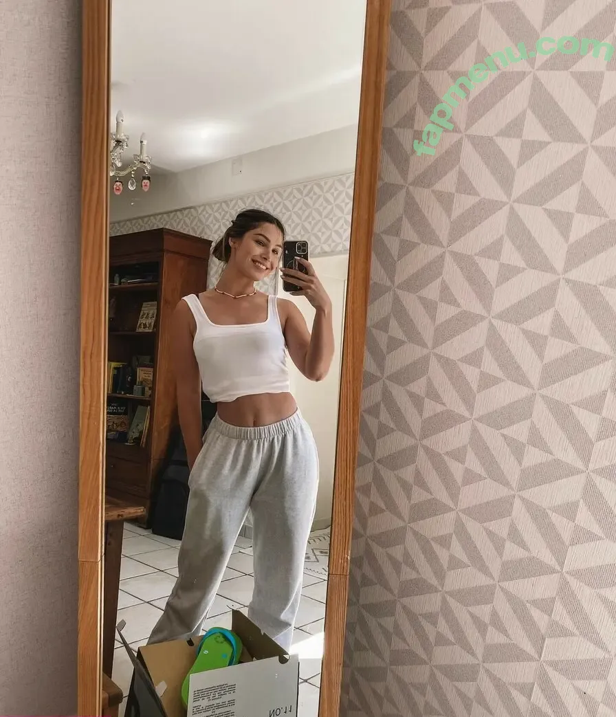 Tslanaxoxo nude photo #0122 (Yourlanatgirl / Yourlittlelana)