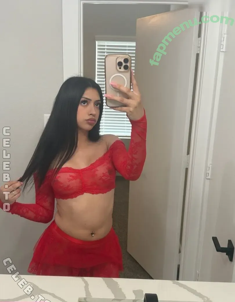 Tslunabae nude photo #0004 (Tslunabae)