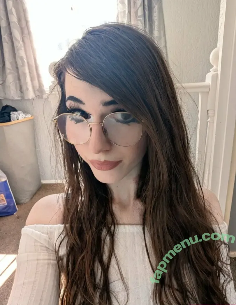 Tslunaboo nude photo #0015 (Tslunaboo)