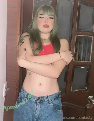  nude photo #0002