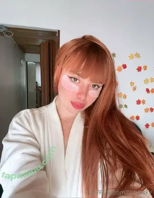  nude photo #0006