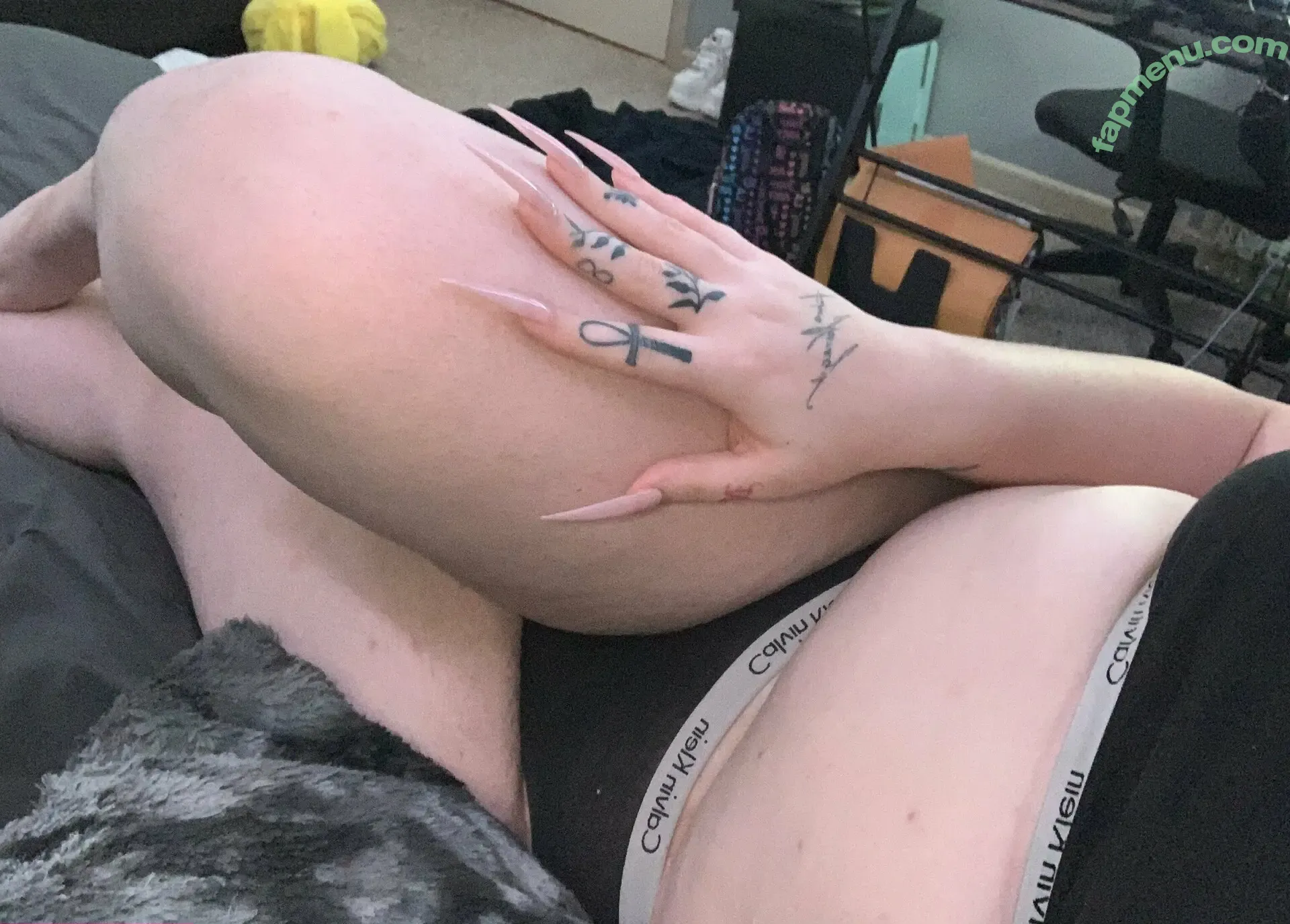 tsnattiexo nude photo #0098 (tattiexo)