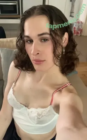  nude photo #0003