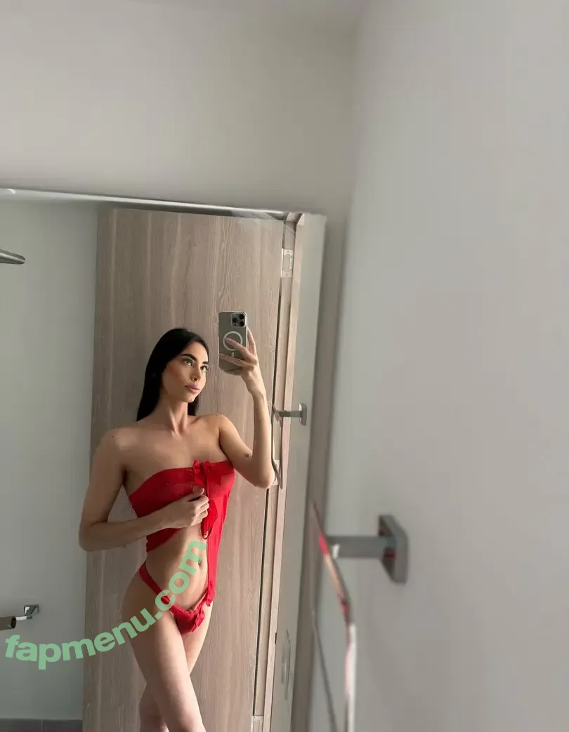 tsoliviaskye nude photo #0021 (tsoliviaskye)