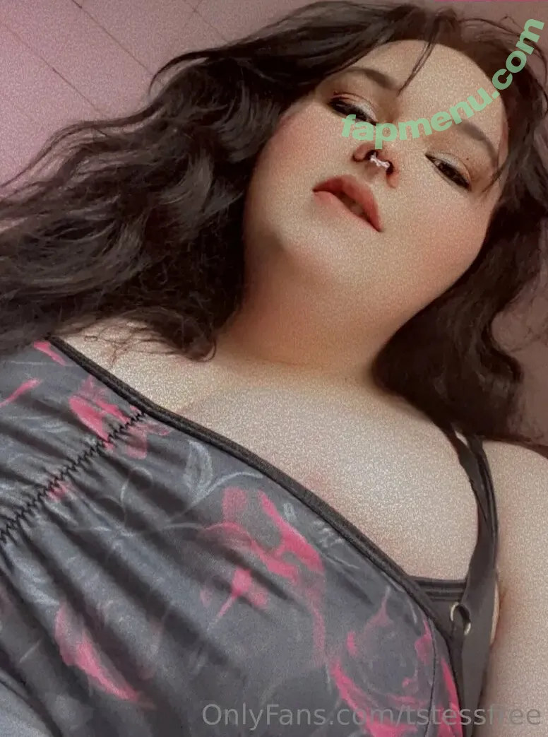 tstessfree nude photo #0024 (tstessfree)