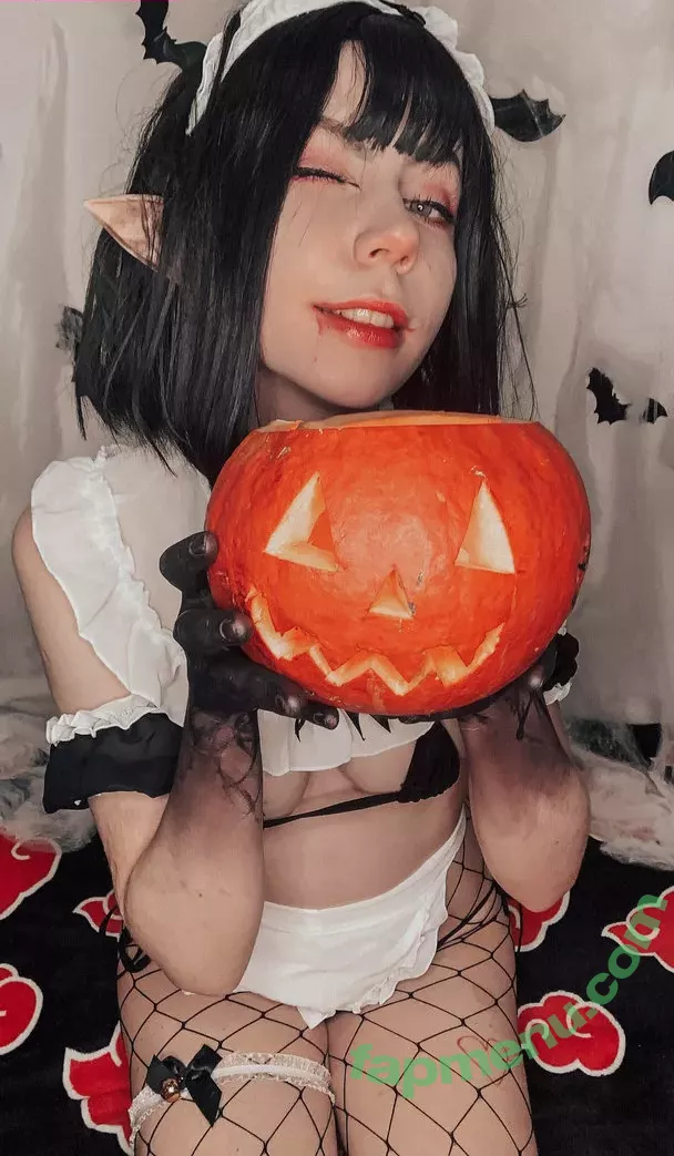 Tsunderebean nude photo #0444 (tsundere.bean)