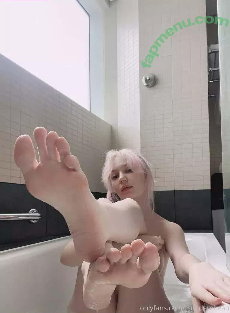 Tsunderebean nude photo #0494 (tsundere.bean)