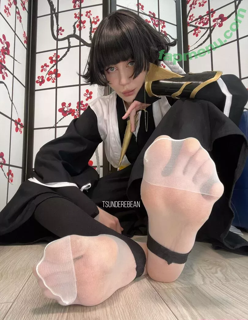 Tsunderebean nude photo #0694 (tsundere.bean)