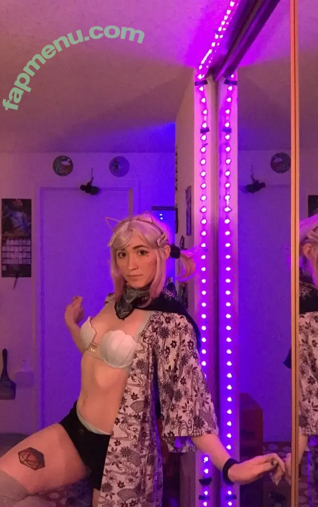 tsundereraki nude photo #0003 (tsunderekya)