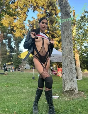 tszariah / therealzariahaura nude photo #0163