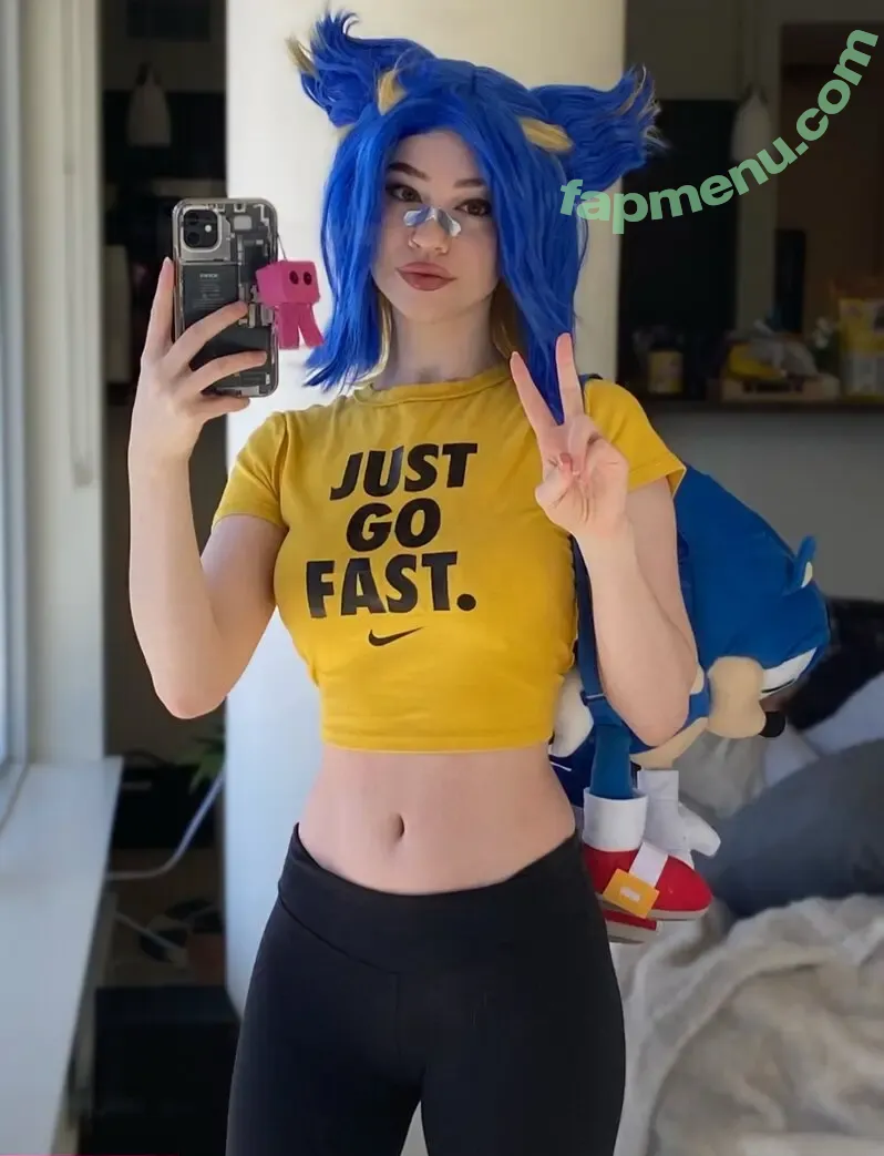 Tthotobot nude photo #0012 (Tthotobot)