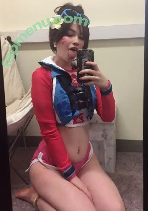 Tthotobot nude photo #0027 (Tthotobot)