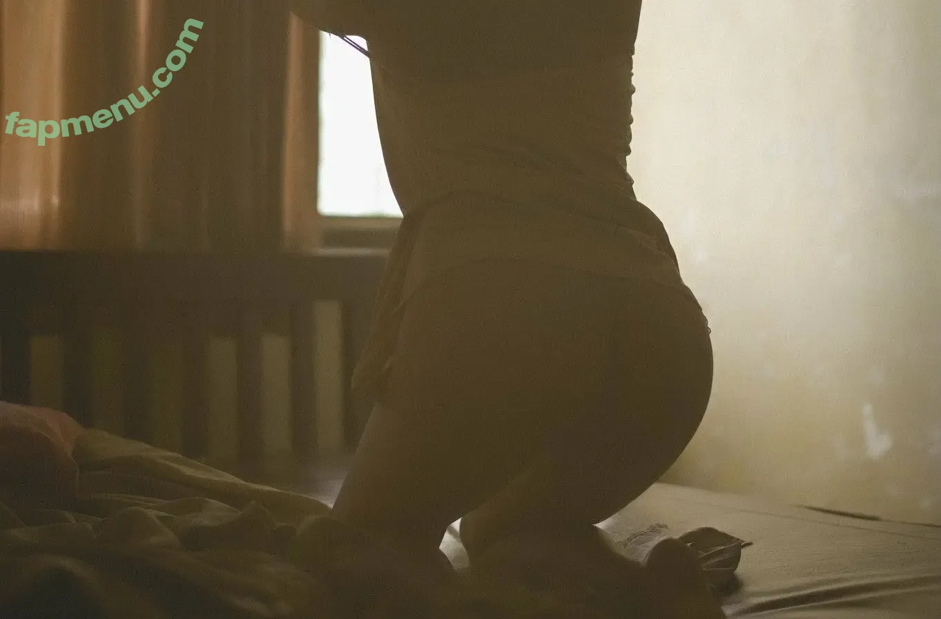 tttyphoonnn nude photo #0014 (Typhoon / typhoondjing)