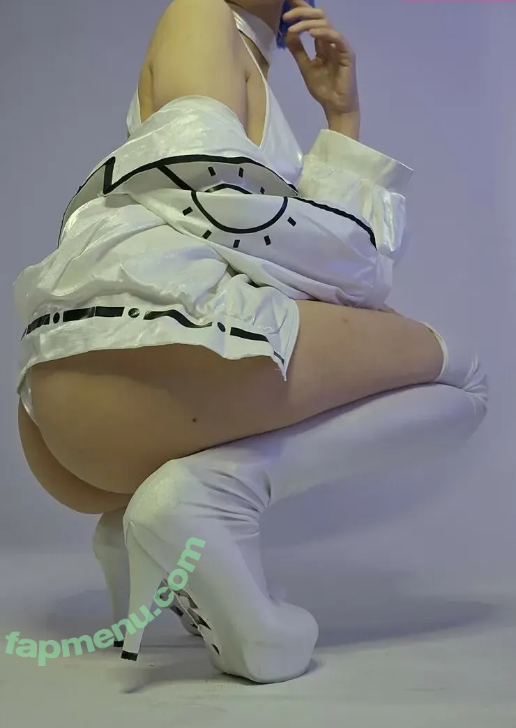 tuchkacos nude photo #0017 (Tuchka / tuchkatheartist)