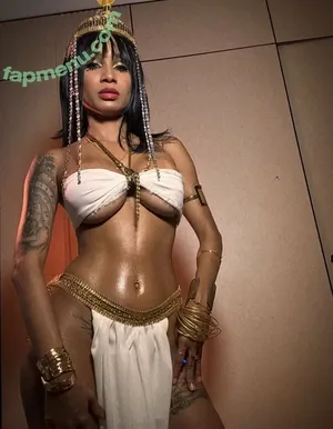 tuflacaverog / kaaapicccooo nude photo #0522