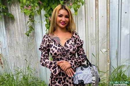 TukTuk Patrol / gttuktukpatrol nude photo #0154