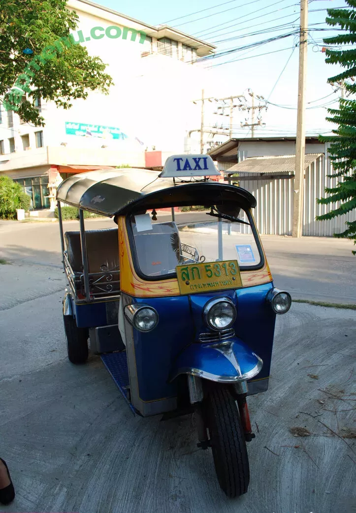 TukTuk Patrol nude photo #0031 (gttuktukpatrol)