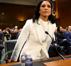 Tulsi Gabbard / tulsigabbard nude photo #0040