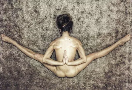 Tunaapari / Tuna Apari / Tuna Yuksel / onlytaz / tunaapari00 nude photo #0003