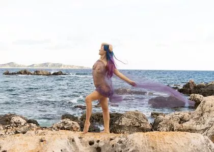 Tunaapari / Tuna Apari / Tuna Yuksel / onlytaz / tunaapari00 nude photo #0006