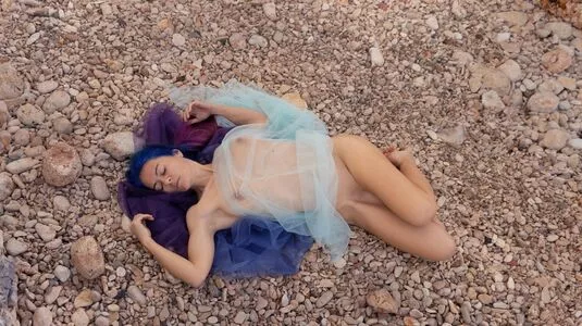 Tunaapari / Tuna Apari / Tuna Yuksel / onlytaz / tunaapari00 nude photo #0019