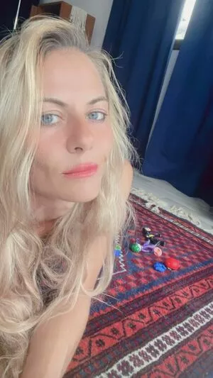 Tunaapari / Tuna Apari / Tuna Yuksel / onlytaz / tunaapari00 nude photo #0022