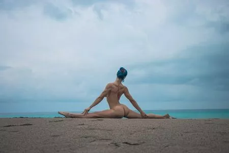 Tunaapari / Tuna Apari / Tuna Yuksel / onlytaz / tunaapari00 nude photo #0034