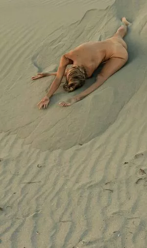 Tunaapari / Tuna Apari / Tuna Yuksel / onlytaz / tunaapari00 nude photo #0053