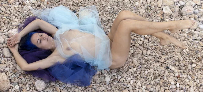 Tunaapari / Tuna Apari / Tuna Yuksel / onlytaz / tunaapari00 nude photo #0082