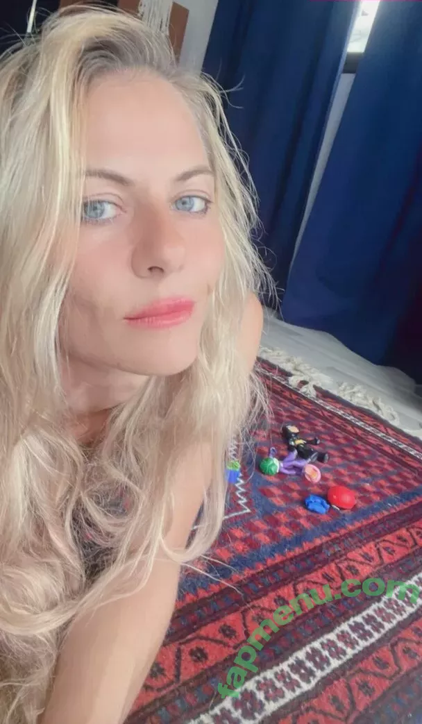 Tunaapari nude photo #0022 (Tuna Apari / Tuna Yuksel / onlytaz / tunaapari00)