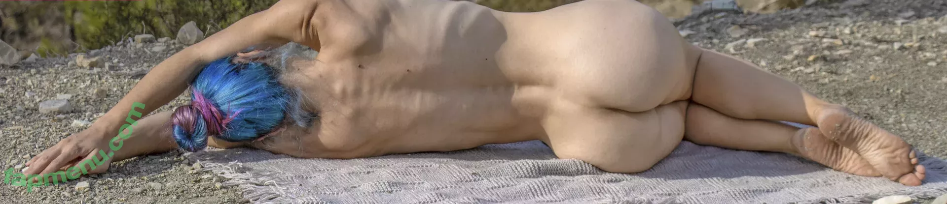 Tunaapari nude photo #0061 (Tuna Apari / Tuna Yuksel / onlytaz / tunaapari00)