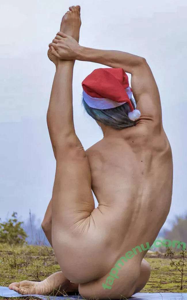 Tunaapari nude photo #0140 (Tuna Apari / Tuna Yuksel / onlytaz / tunaapari00)