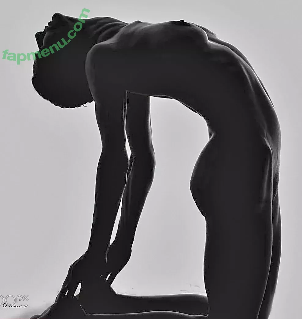 Tunaapari nude photo #0183 (Tuna Apari / Tuna Yuksel / onlytaz / tunaapari00)