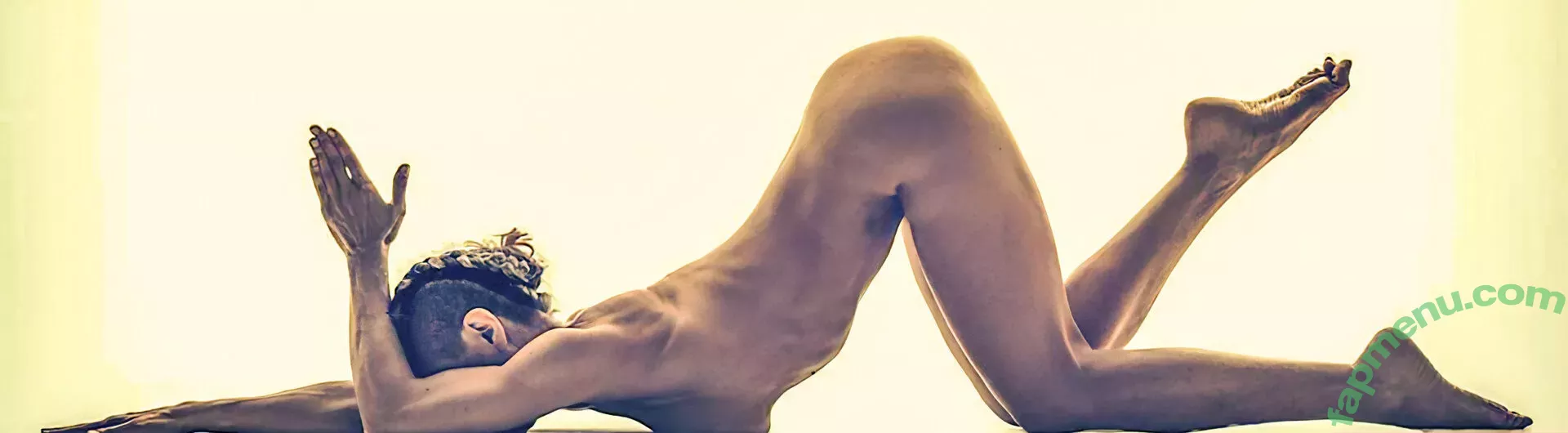 Tunaapari nude photo #0193 (Tuna Apari / Tuna Yuksel / onlytaz / tunaapari00)
