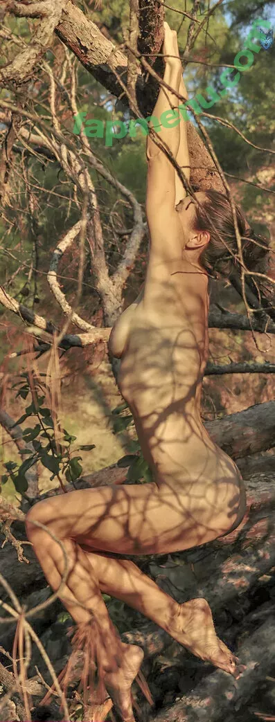 Tunaapari nude photo #0223 (Tuna Apari / Tuna Yuksel / onlytaz / tunaapari00)