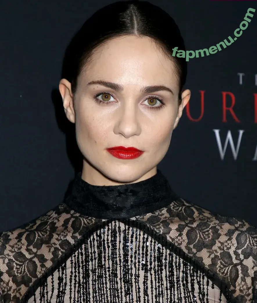 Tuppence Middleton nude photo #0031 (Tuppence / gracemiddleton / twopencemiddleton)